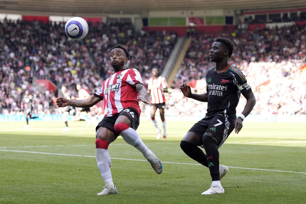 格罗索：停止与2006年国家队比较，年轻球员要重建意大利足球